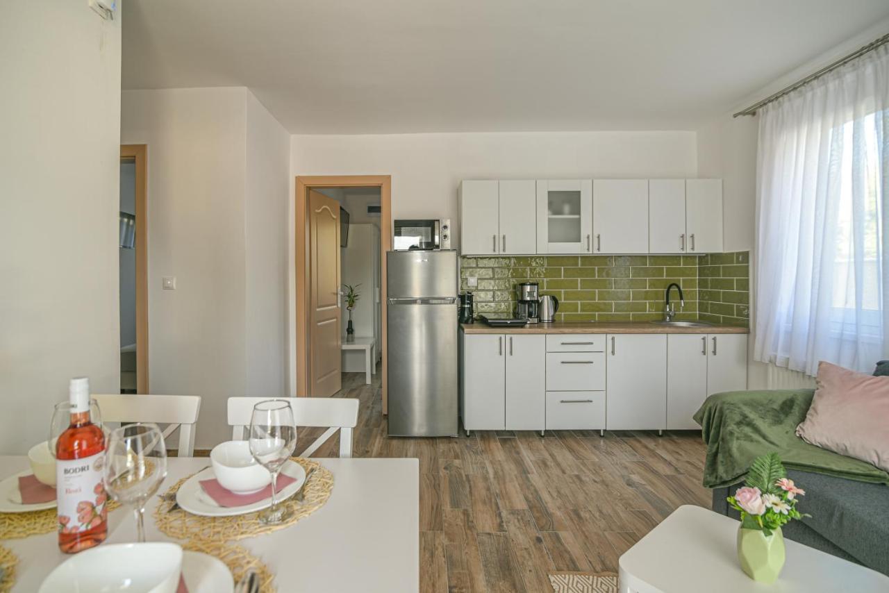 Happy Apartments Balatonlelle Exterior foto
