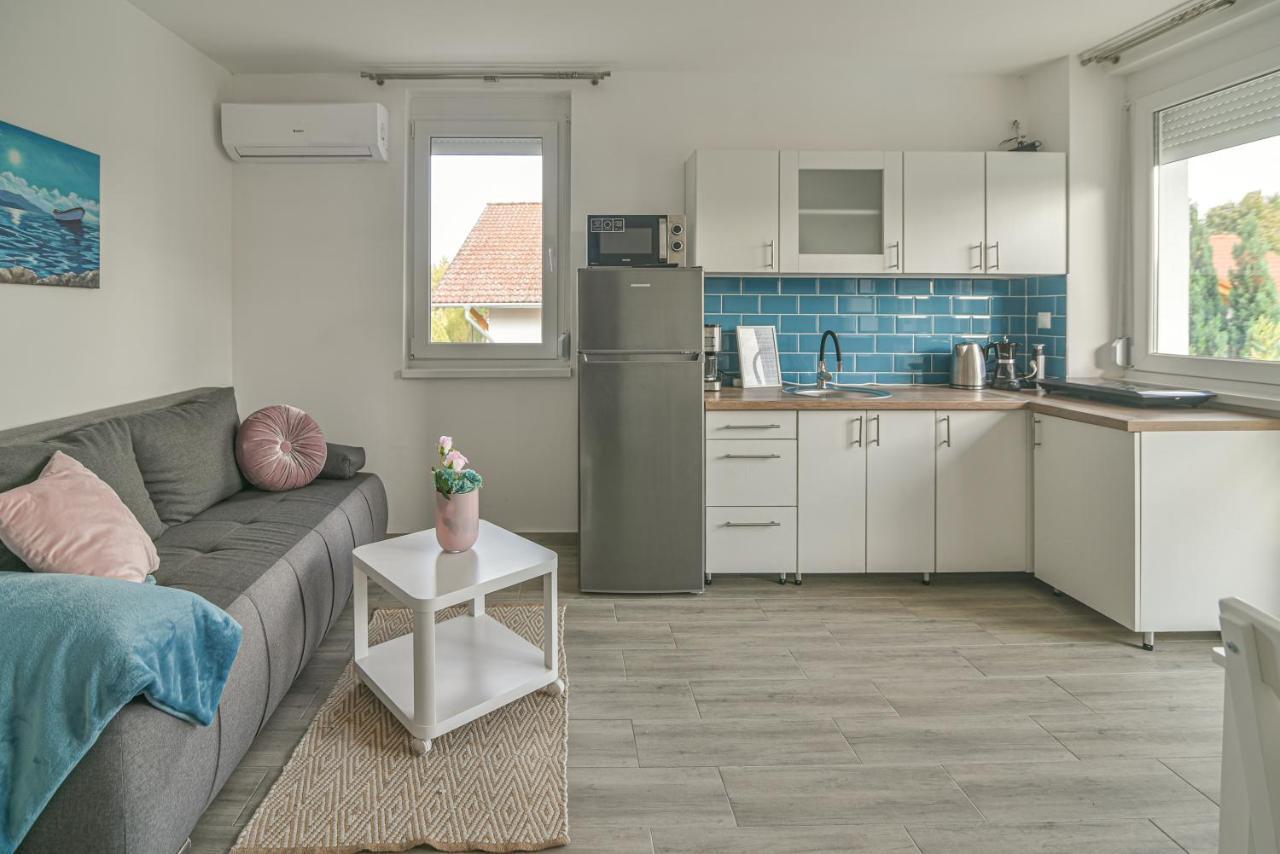 Happy Apartments Balatonlelle Exterior foto